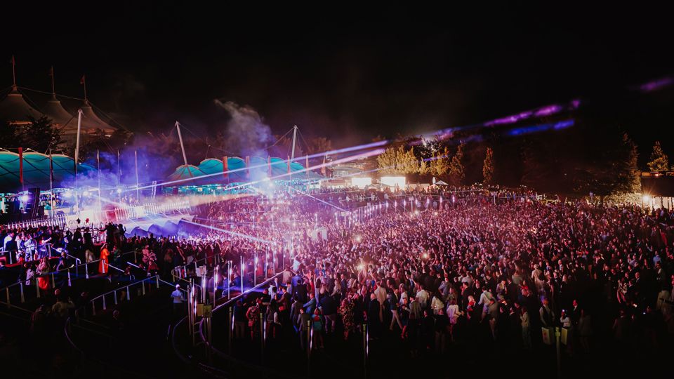 Parade Ring and Dance Floor at Three Friday Nights