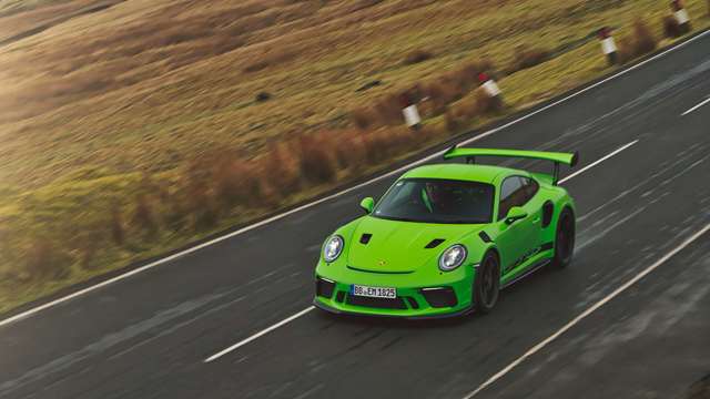 porsche-_911_gt3_rs_27041806.jpg