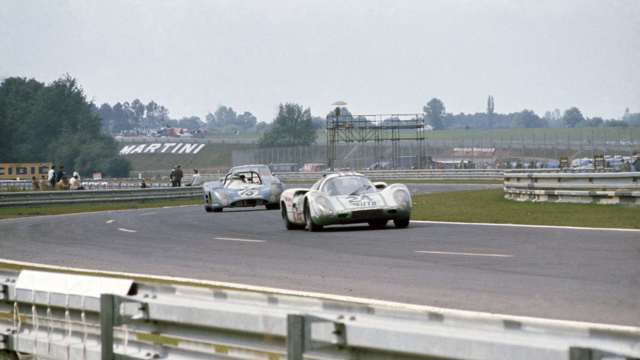 le_mans_1972_hill_pescarolo_matra_17081801.jpg