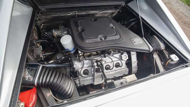 ferrari-308-gt4-1979-engine-rm-sothebys-goodwood-15112019.jpg
