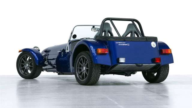 caterham_supersport_r_23051602.jpg