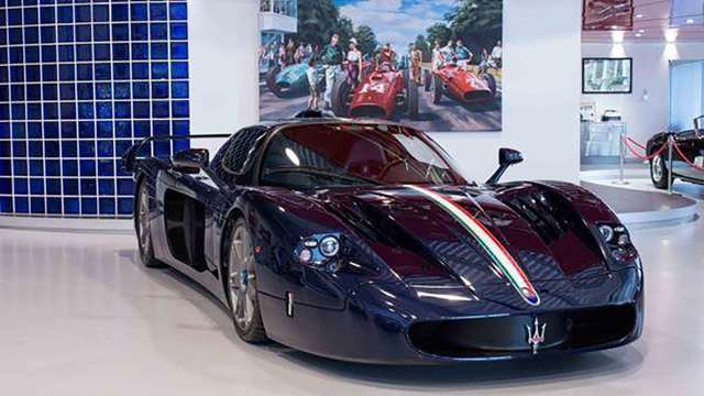 maserati_mc12_21101601.jpg