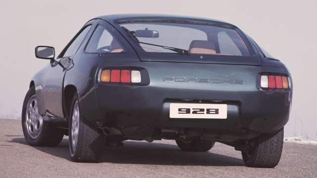 porsche_928_dan_trent_goodwood_11121702.jpg