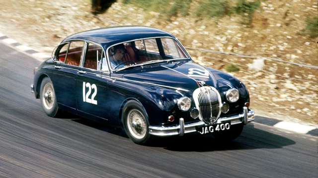 gal-1-gpl-61-jack-sears-jaguar-3.8-brands.jpeg