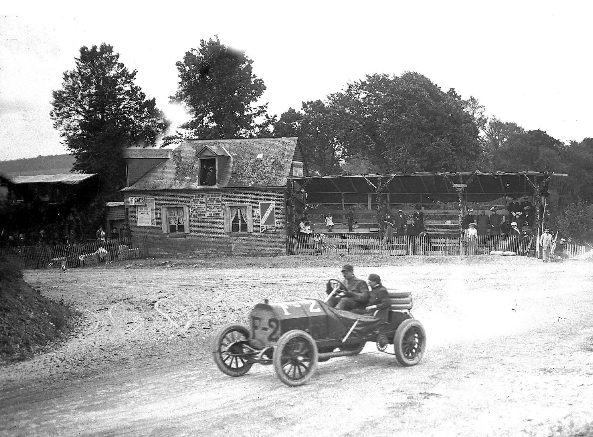 1 - Overturning the odds - Nazzaro’s winning FIAT at Dieppe during the 1907 Grand Prix de l’ACF