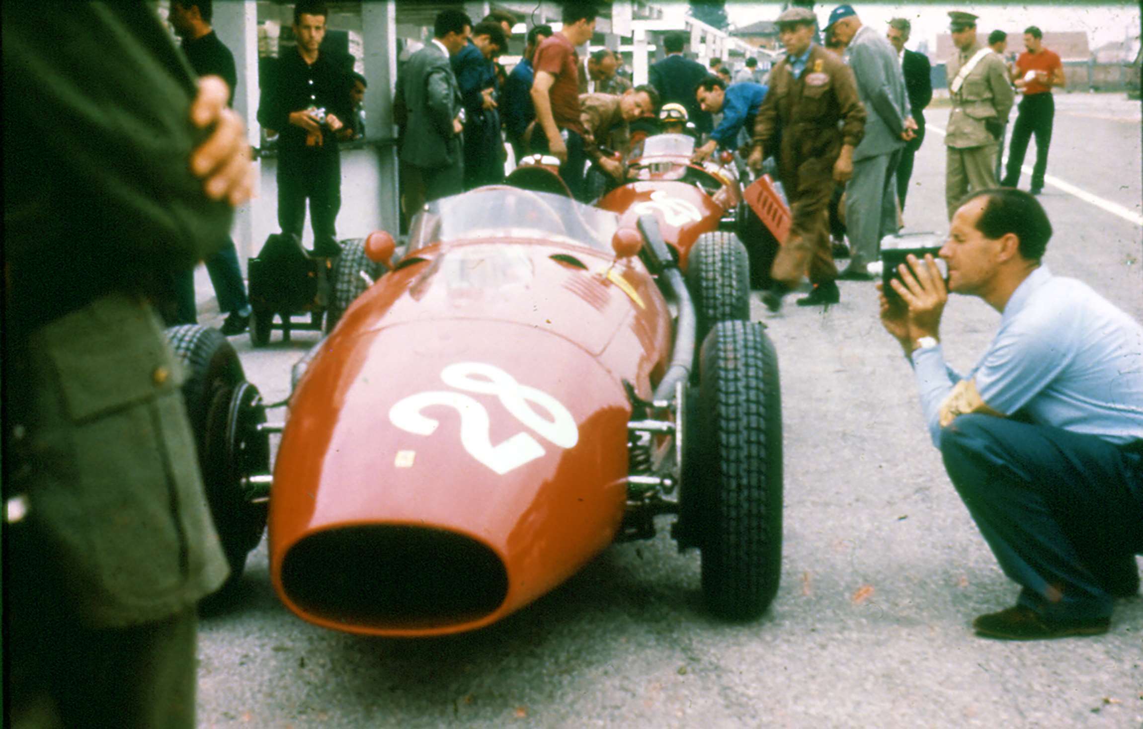 via-gpl-1957-modena-gp-ferrari-dino-v6.jpeg01111606.jpg