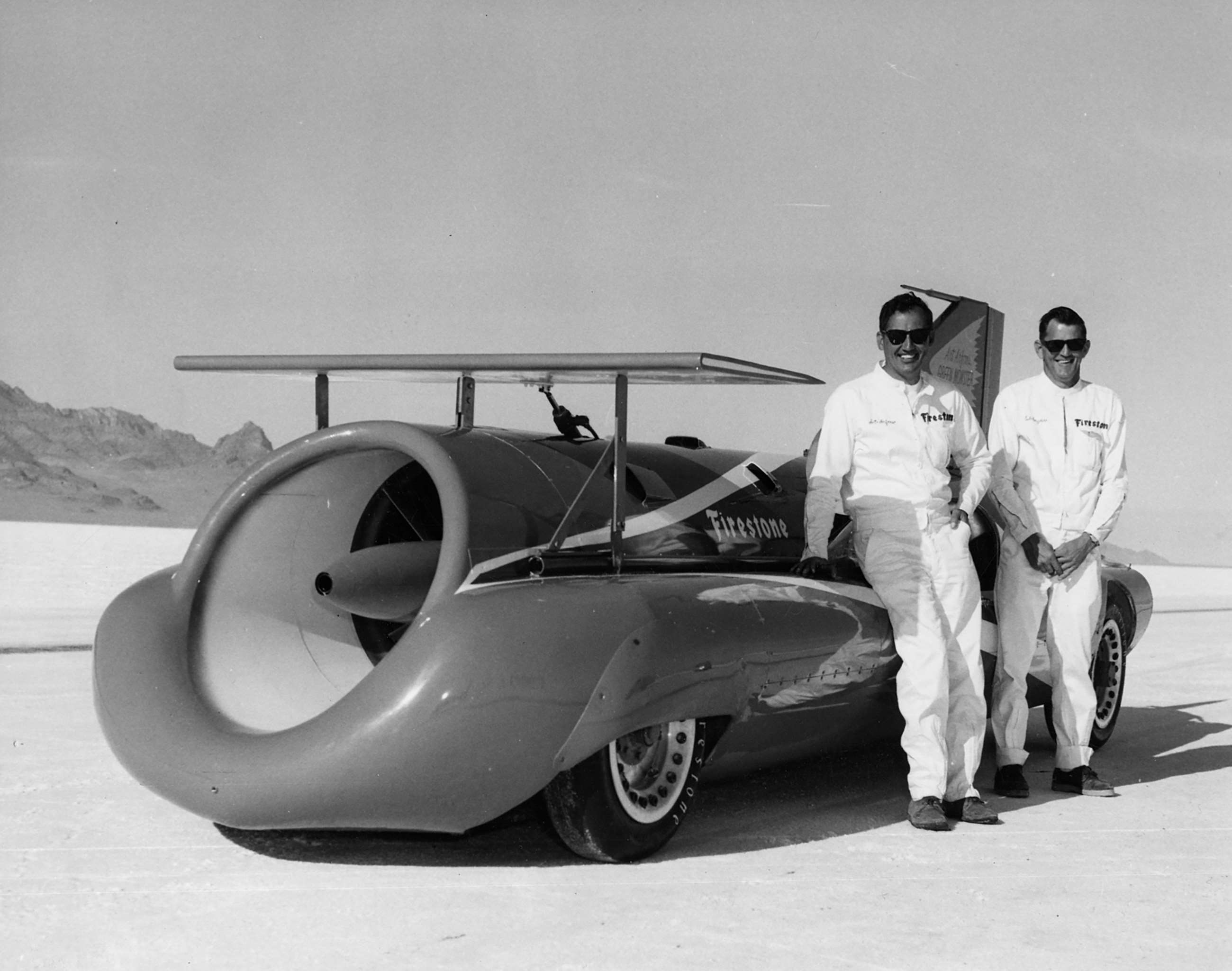 The Good Ole Boys triumphant. Art Arfons and brother Walt with their turbojet-powered ‘Green Monster’, some 17,500hp and 576.553mph…