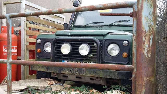 john_simister_land_rover_23101707.jpg