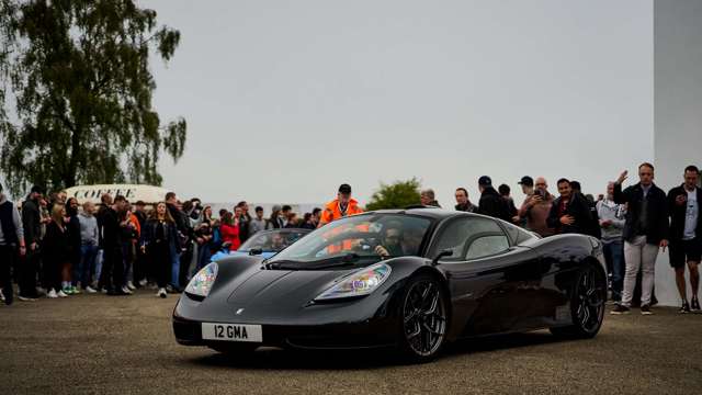 supercar-sunday-breakfast-club-goodwood-vote-04.jpg