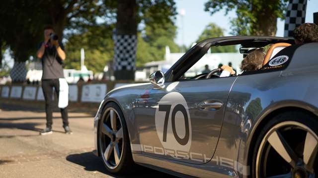 dr_goodwood_fos_launch_porsche_12071803.jpg