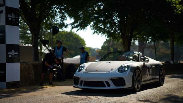 dr_goodwood_fos_launch_porsche_12071806.jpg