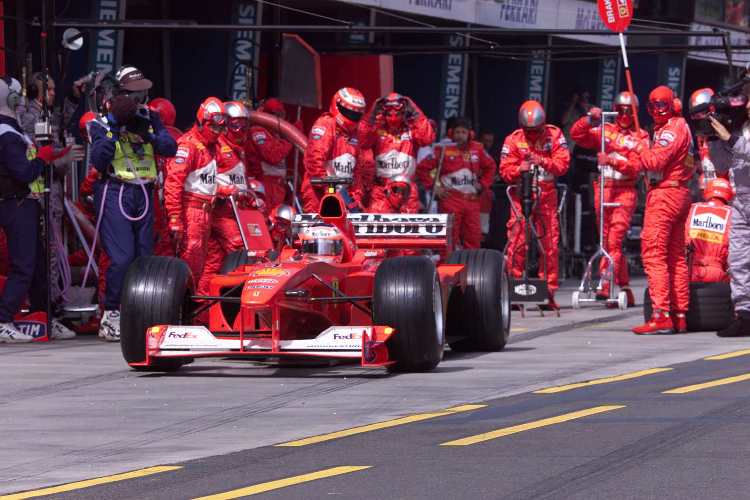 fos-2019-f1-2000-australia-michael-schumacher-ferrari-f1-2000-lat-motorsport-images-goodwood-02072019.jpg