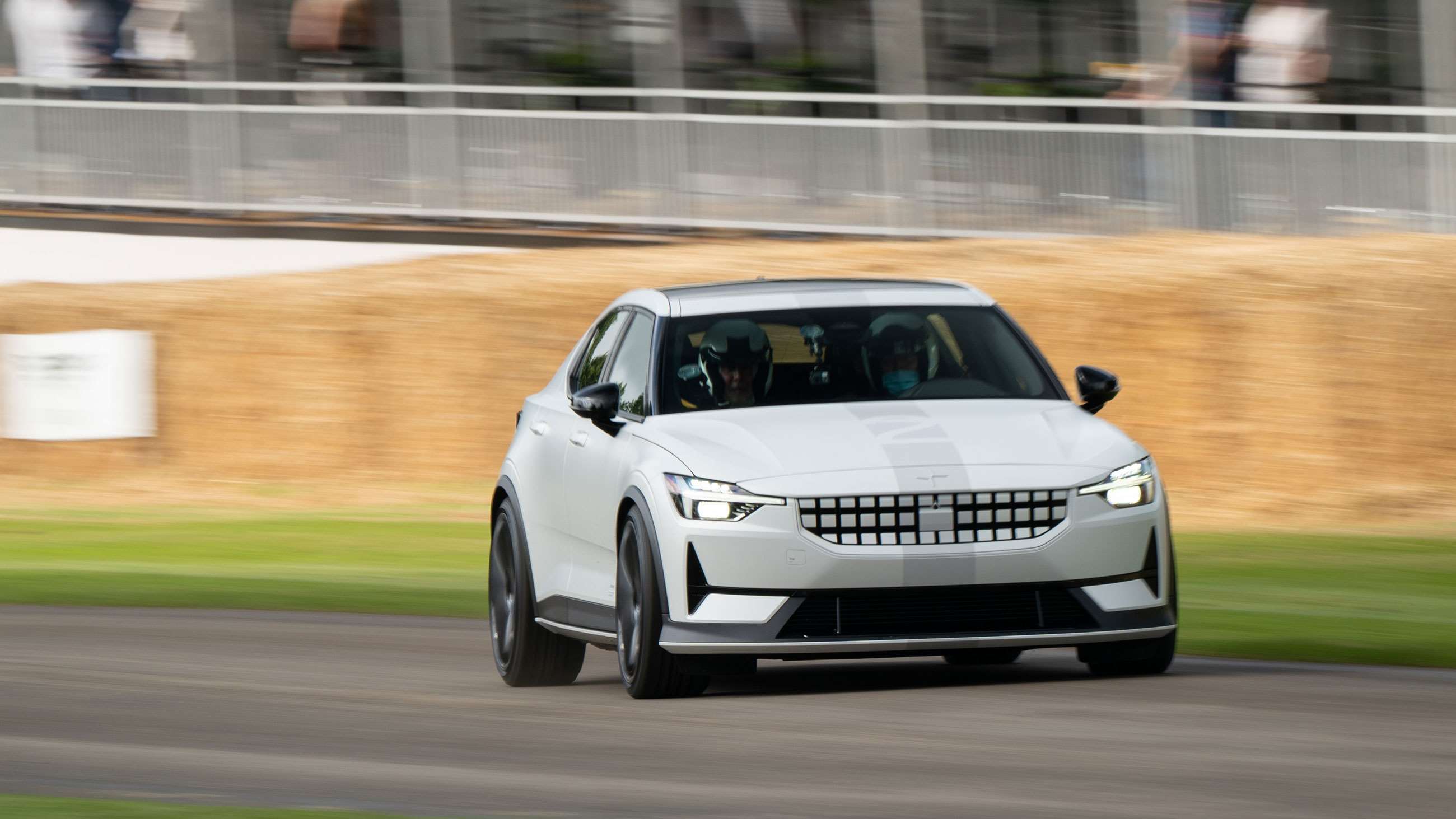 polestar-2-experimental-nick-dungan-goodwood-09072021.jpg