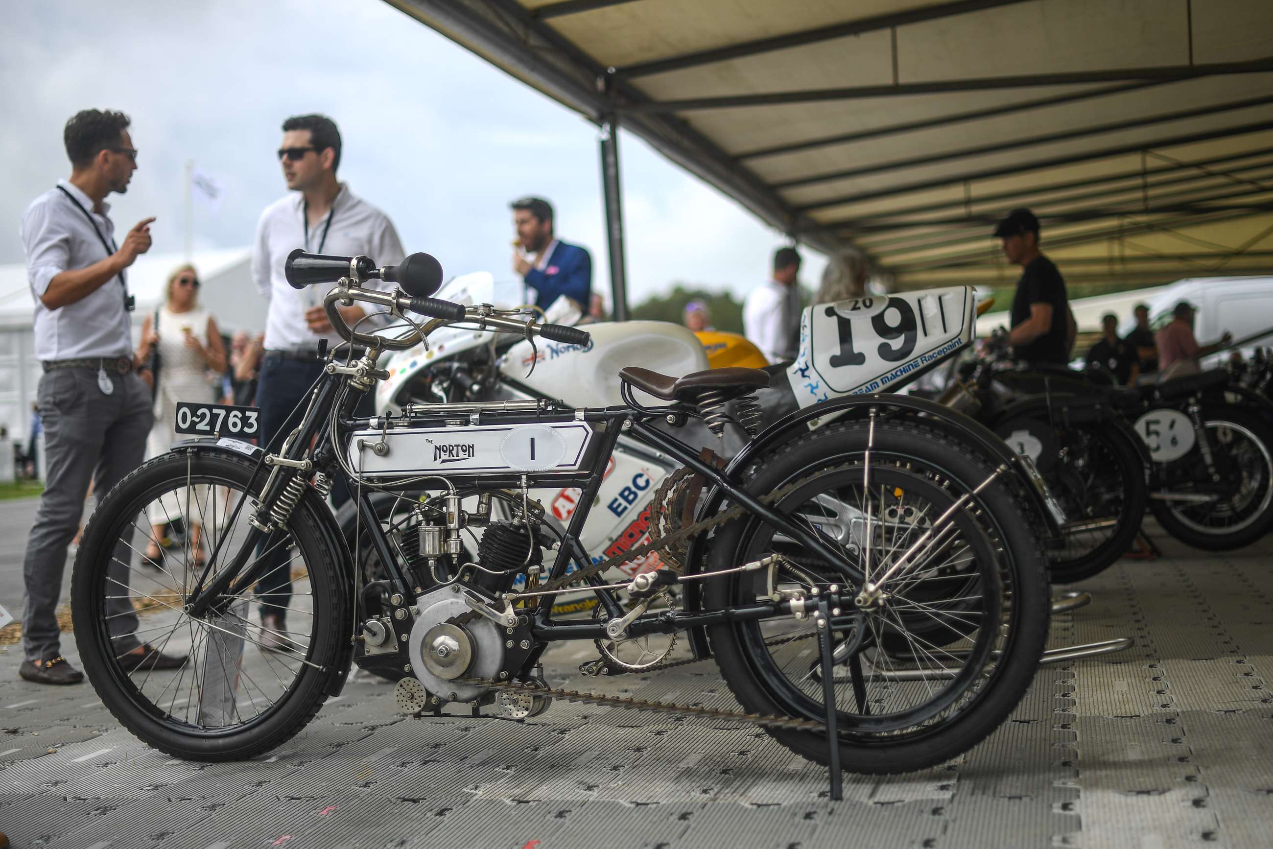 ps_fos_norton_velocette_1.jpg