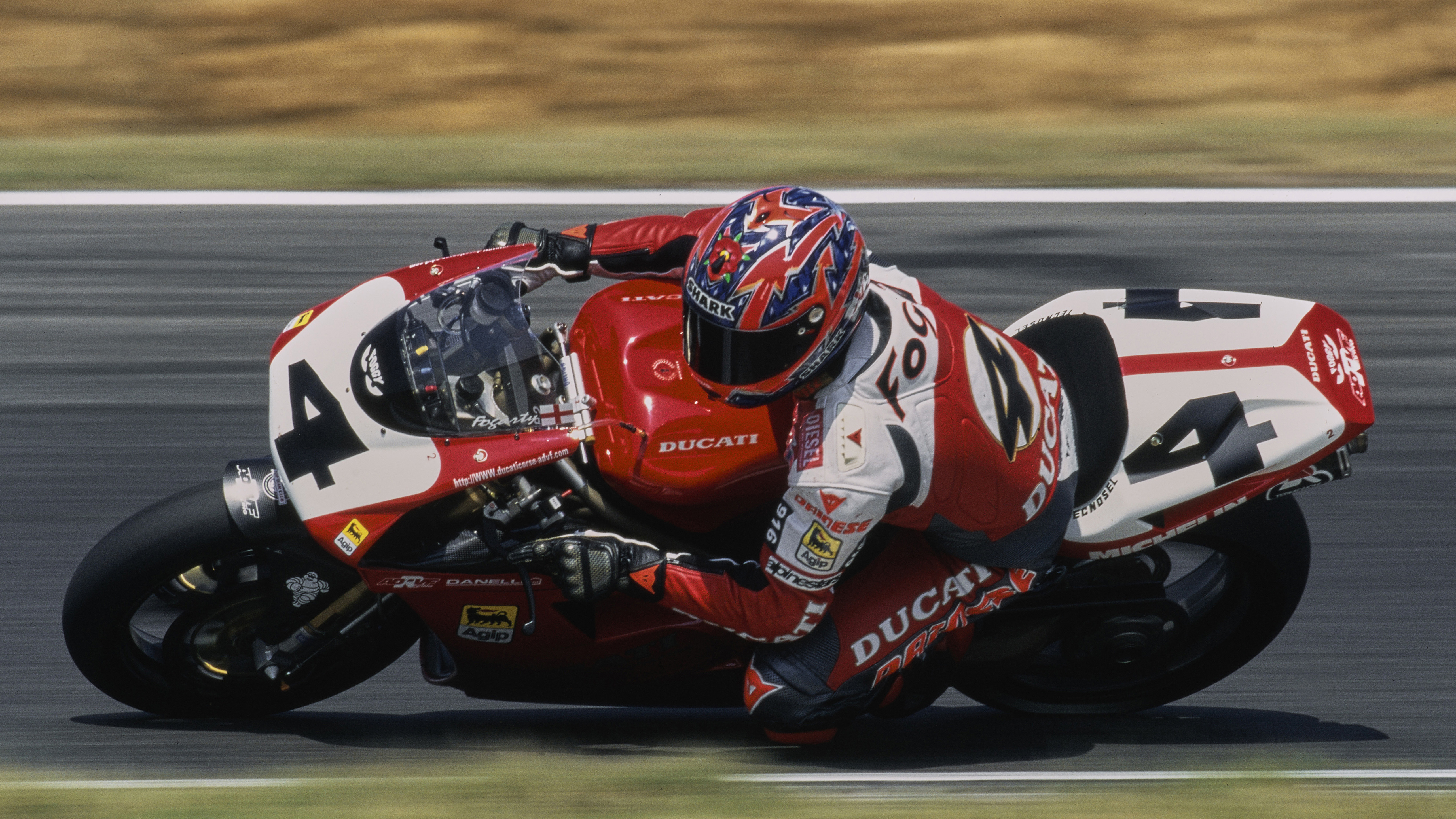 fogarty ducati 916 feature 1.jpg