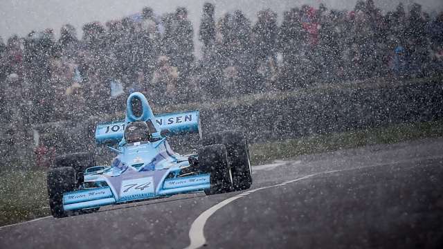 formula_5000_in_the_snow_goodwood_76mm_17031819.jpg
