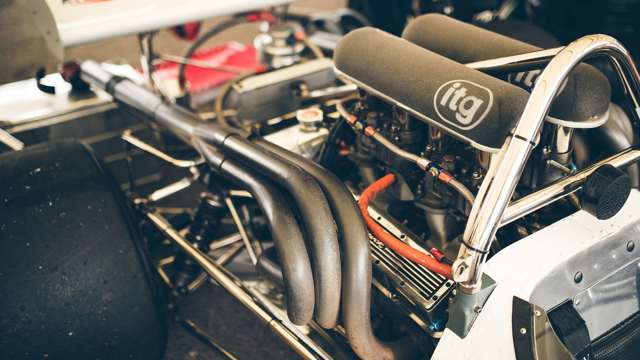 mclaren_m10b_gethin_f5000_76mm_17031809.jpg