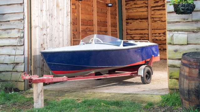 prince-phillip-powerboat-bonhams-2-04042022-2600.jpg