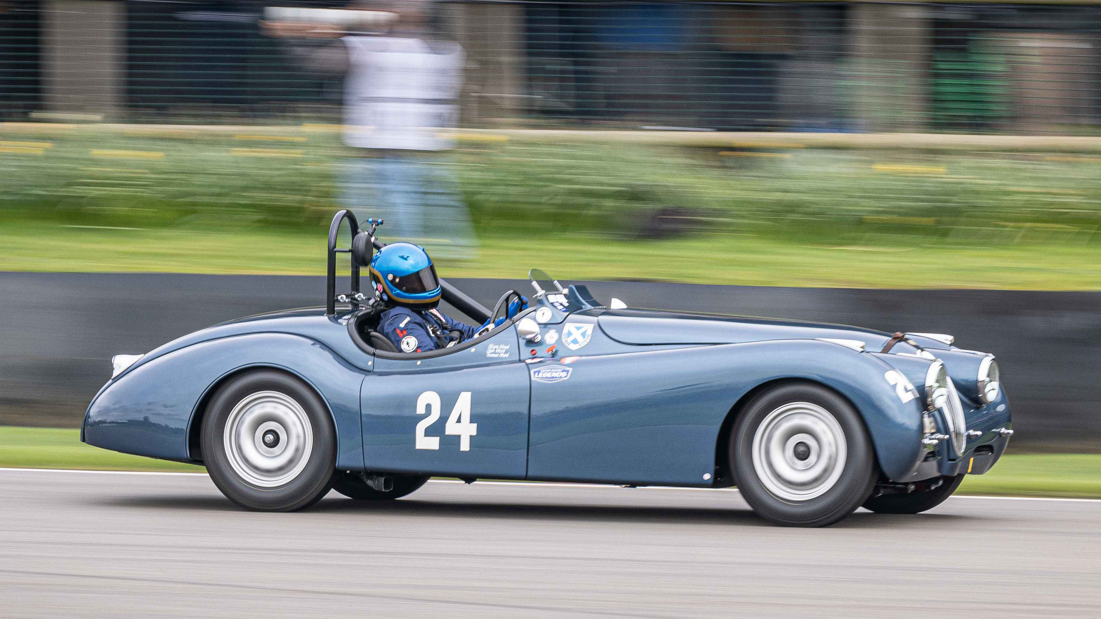 NICK_TONY_GAZE_04 copy.jpg