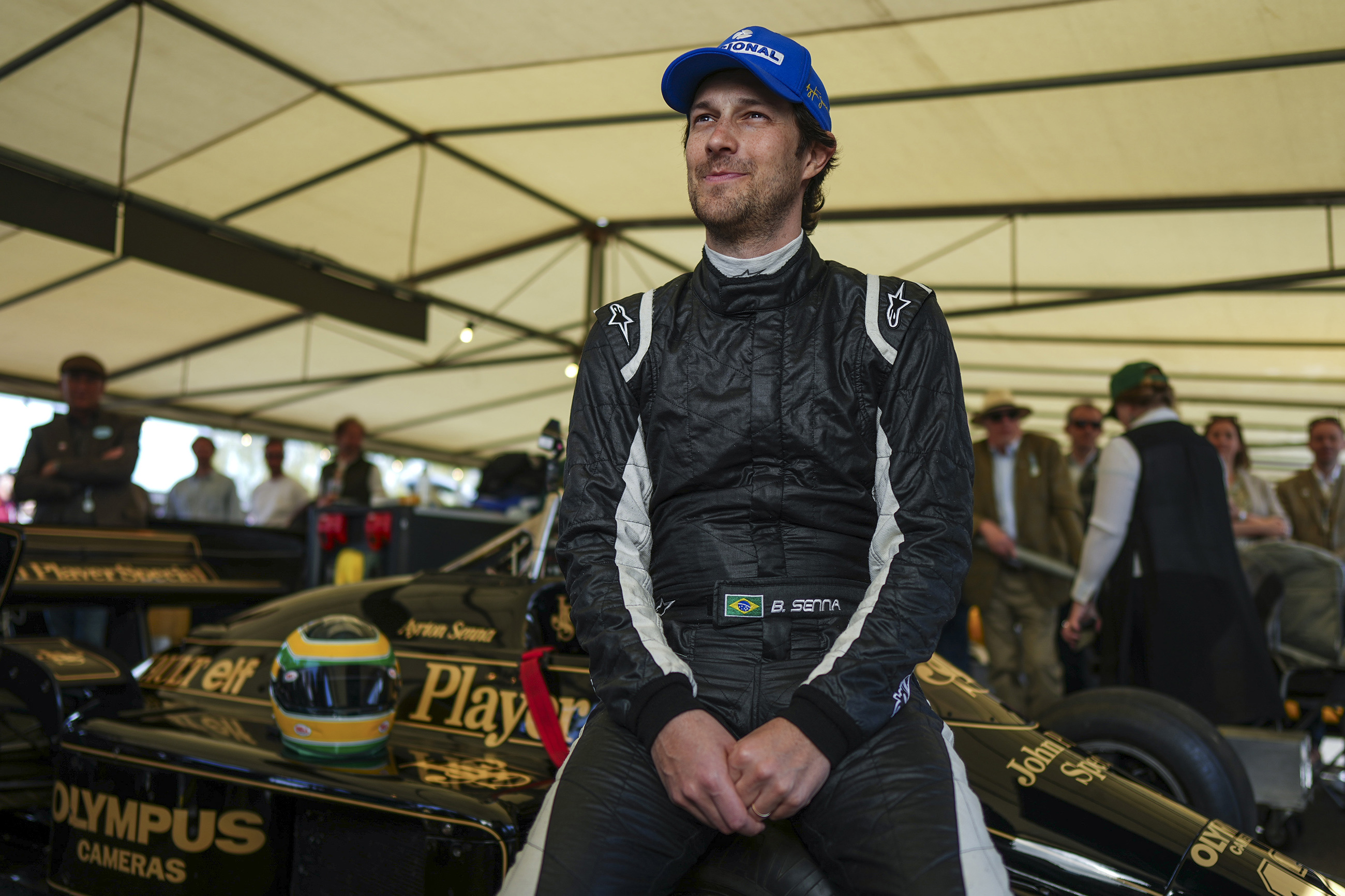 82MM Bruno Senna Lotus 97T 06.jpg