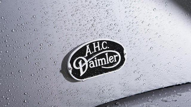 daimler_sp250_bonhams26071613.png