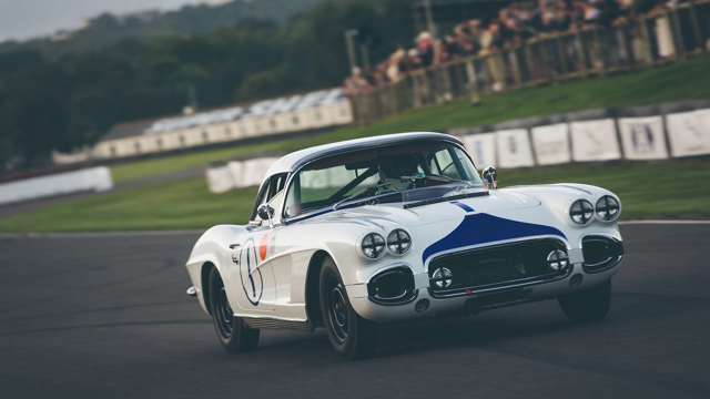 goodwood_revival_chevrolet_corvette_c1_10091601.jpg