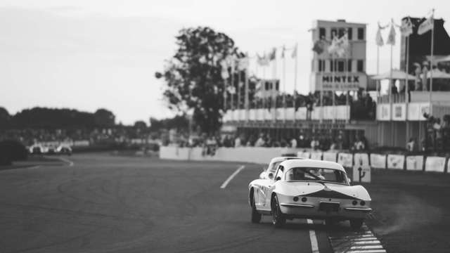 goodwood_revival_chevrolet_corvette_c1_10091603.jpg