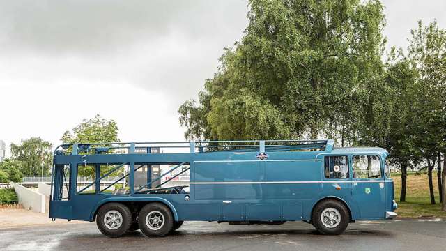 bonhams_goodwood_revival_transporters_21081827.jpg