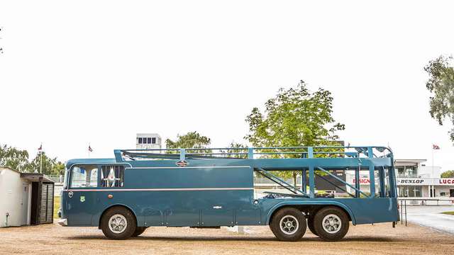 bonhams_goodwood_revival_transporters_21081831.jpg