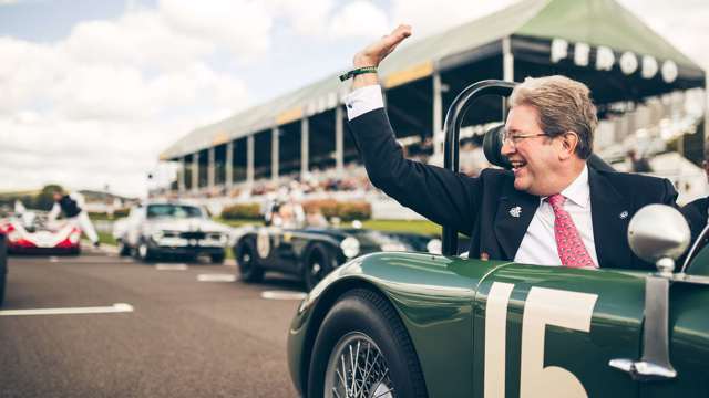 revival_winners_parade_goodwood_07091849.jpg