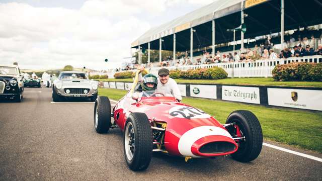 revival_winners_parade_goodwood_07091852.jpg
