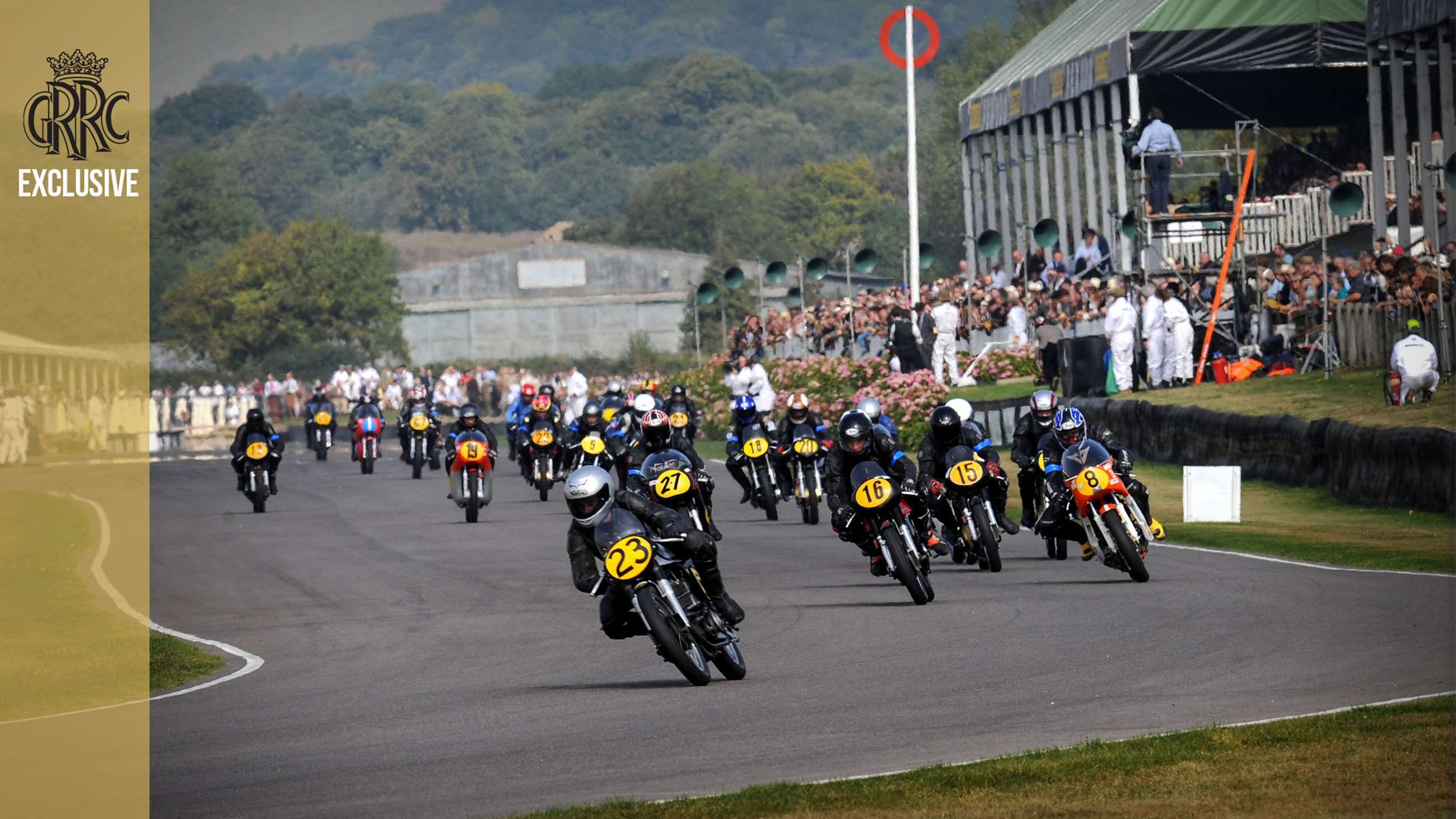 revival-2009-race-3-barry-sheene-memorial-trophy-jeff-bloxham-lat-mi-goodwood-28072020.jpg