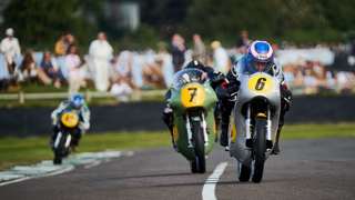 barry-sheene-memorial-trophy-1-james-lynch-goodwood-18092108.jpg