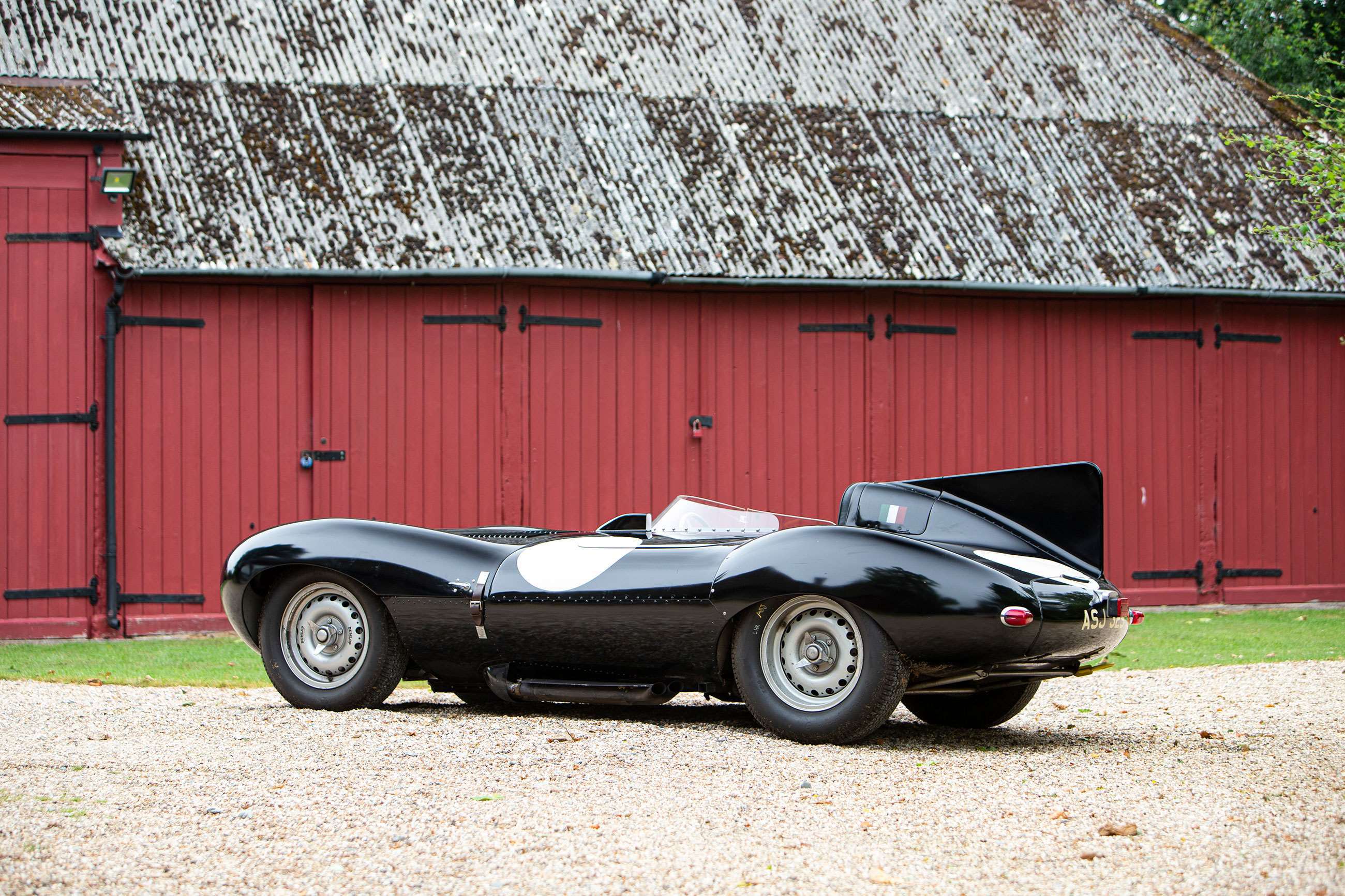 jaguar-d-type-revival-2021-bonhams-2-goodwood-08092021.jpg