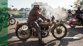 revival-track-opening-parade-motorcycles-2023-main.jpg