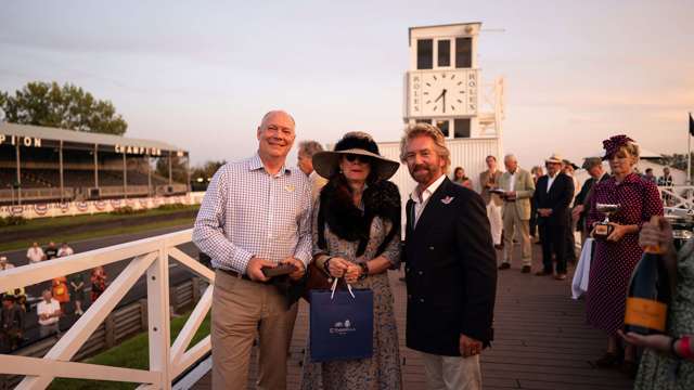 prize-giving-2023-goodwood-revival-pete-summers-26.jpg