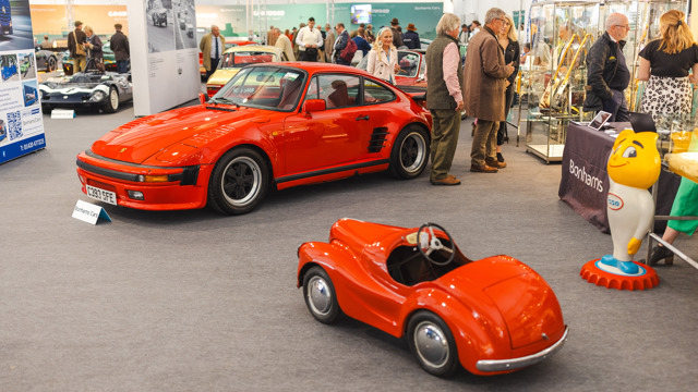 bonhams revival sale friday Toby  03.jpg