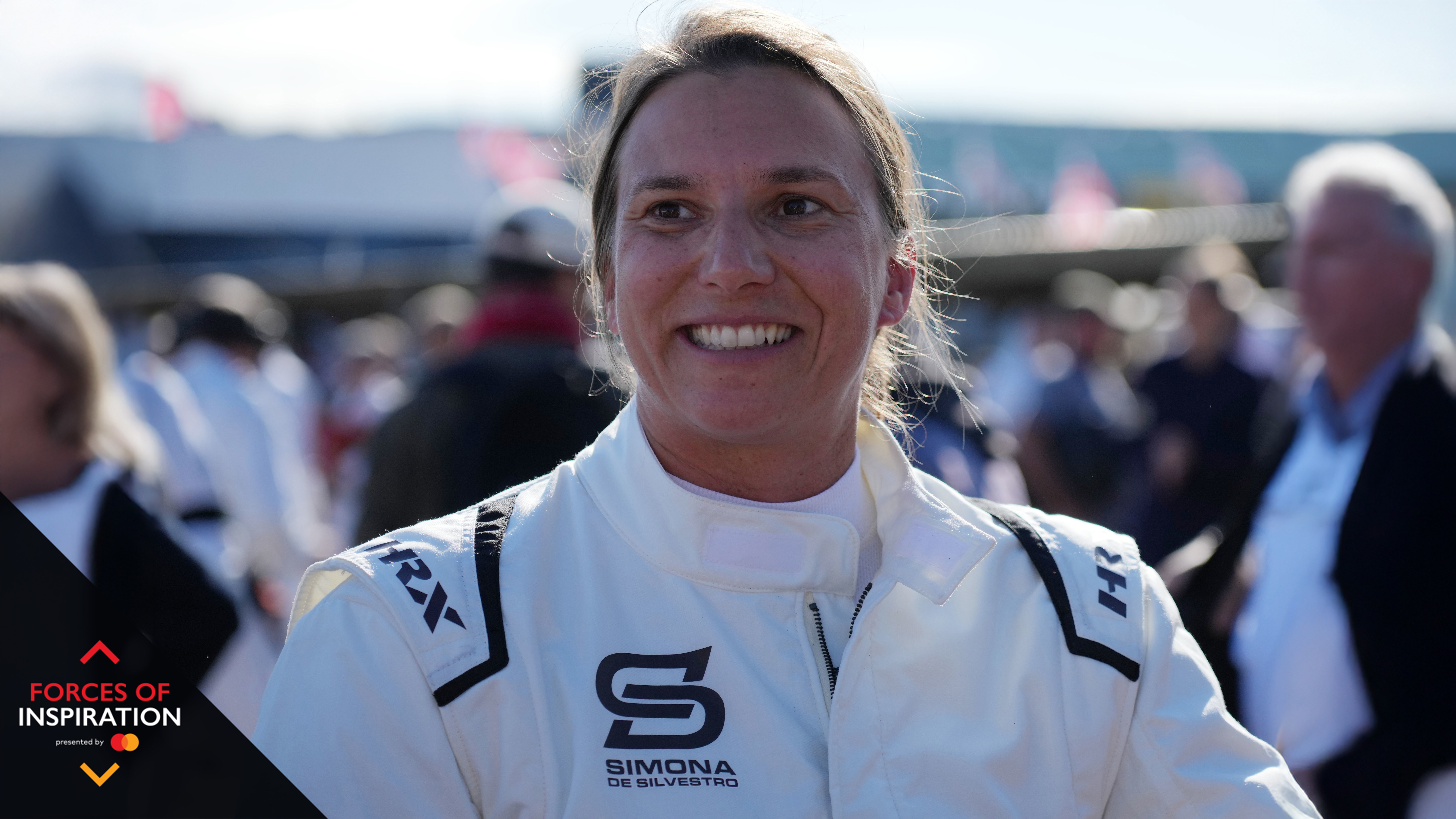 de silvestro revival 22 ctr header.jpg