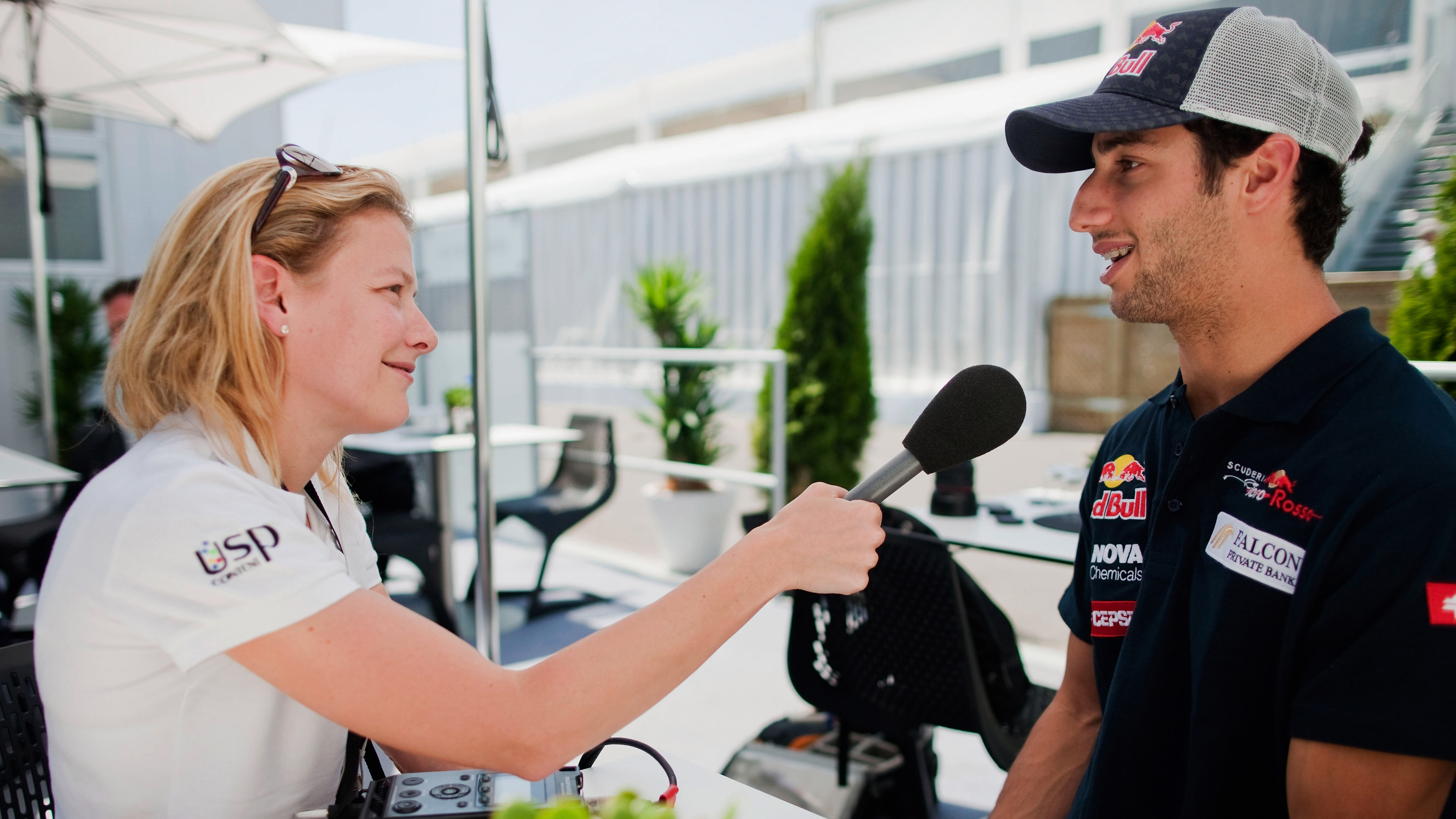 how to read f1 book review 1.jpg