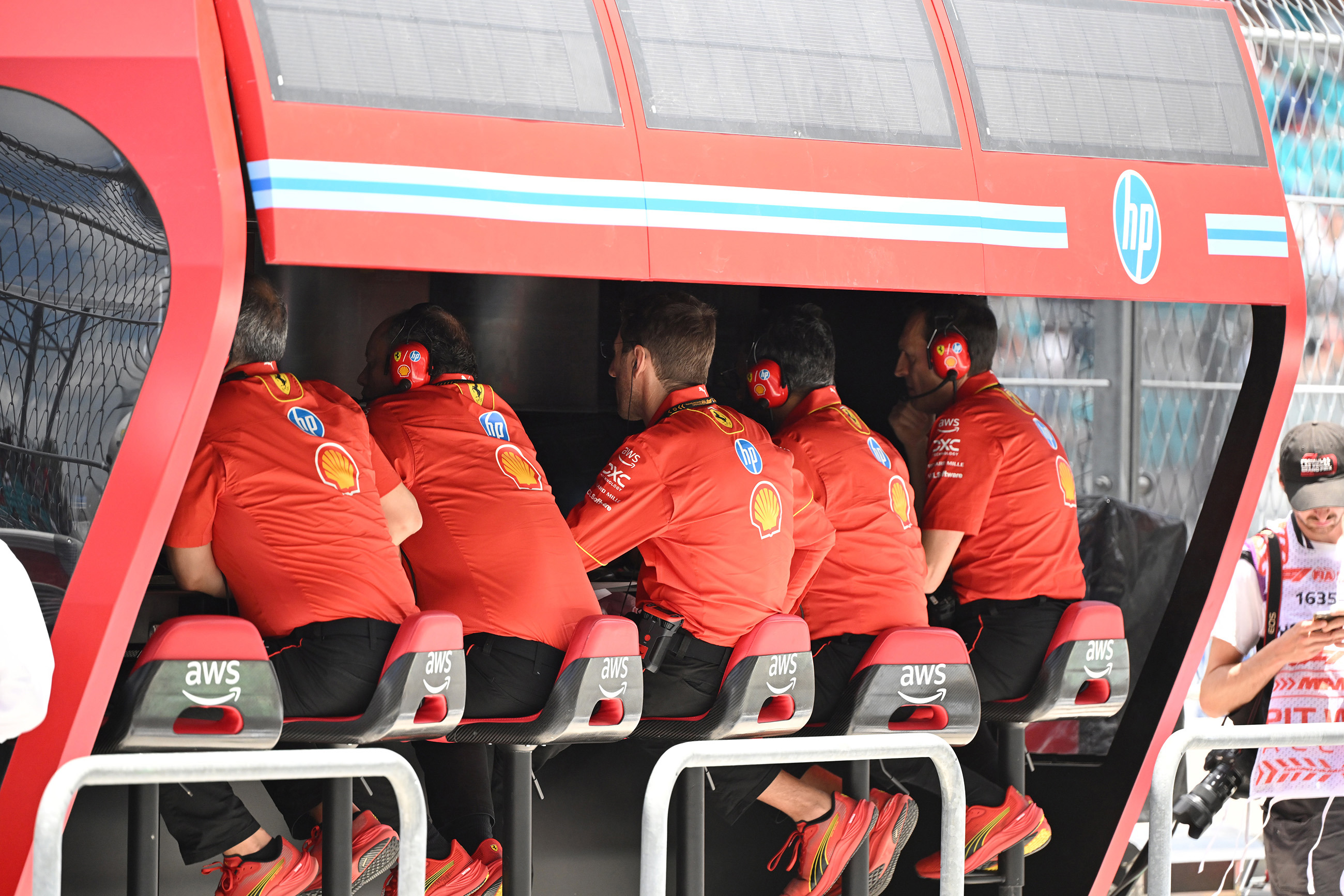 hamilton ferrari challenges opinion 03.jpg