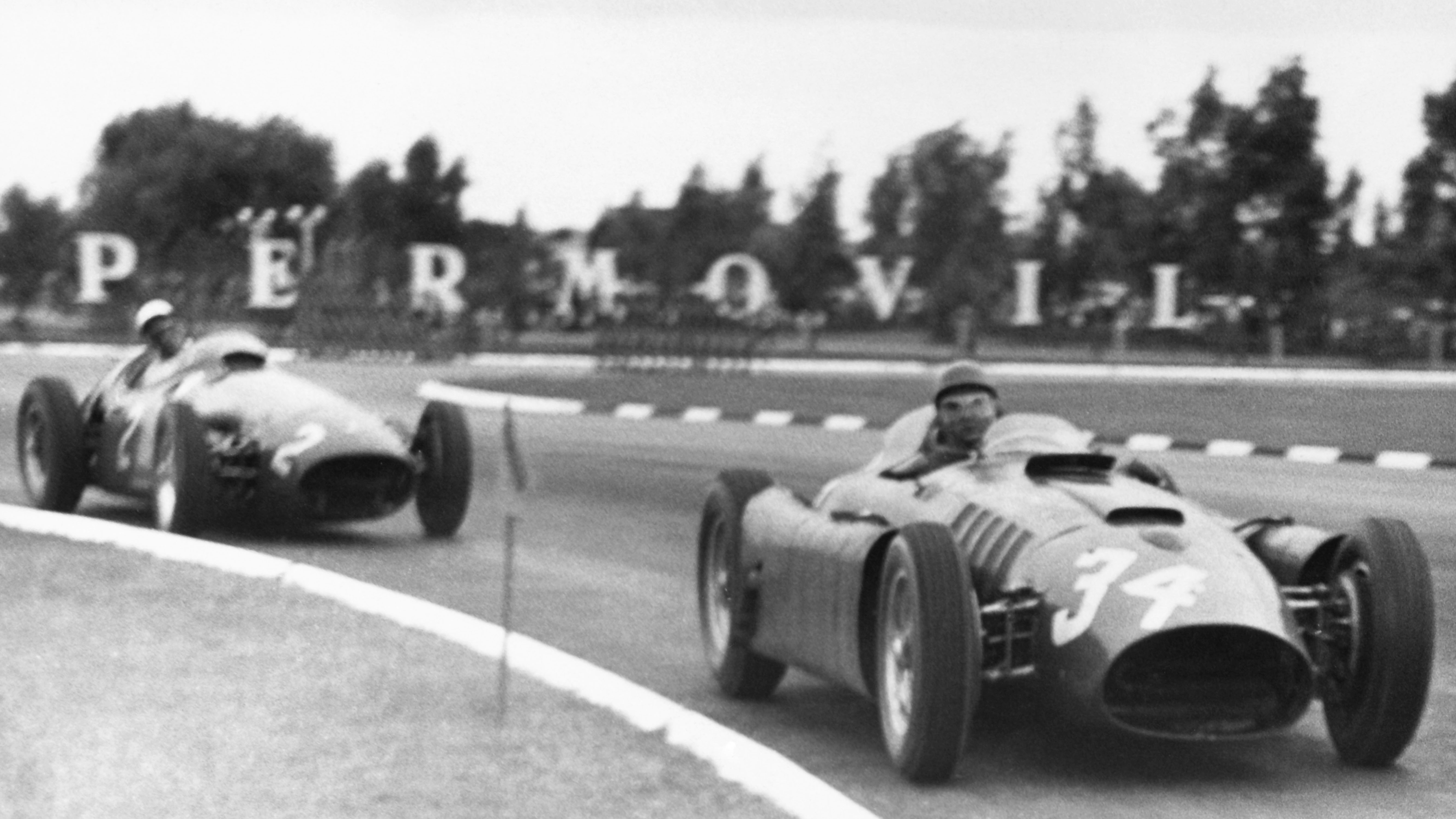 Juan Manuel FangioLuigi Musso, 1956 Argentine Grand Prix copy.jpg