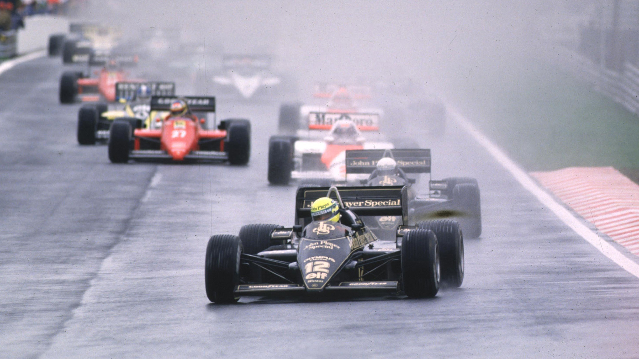 damien senna's first win 04.jpg