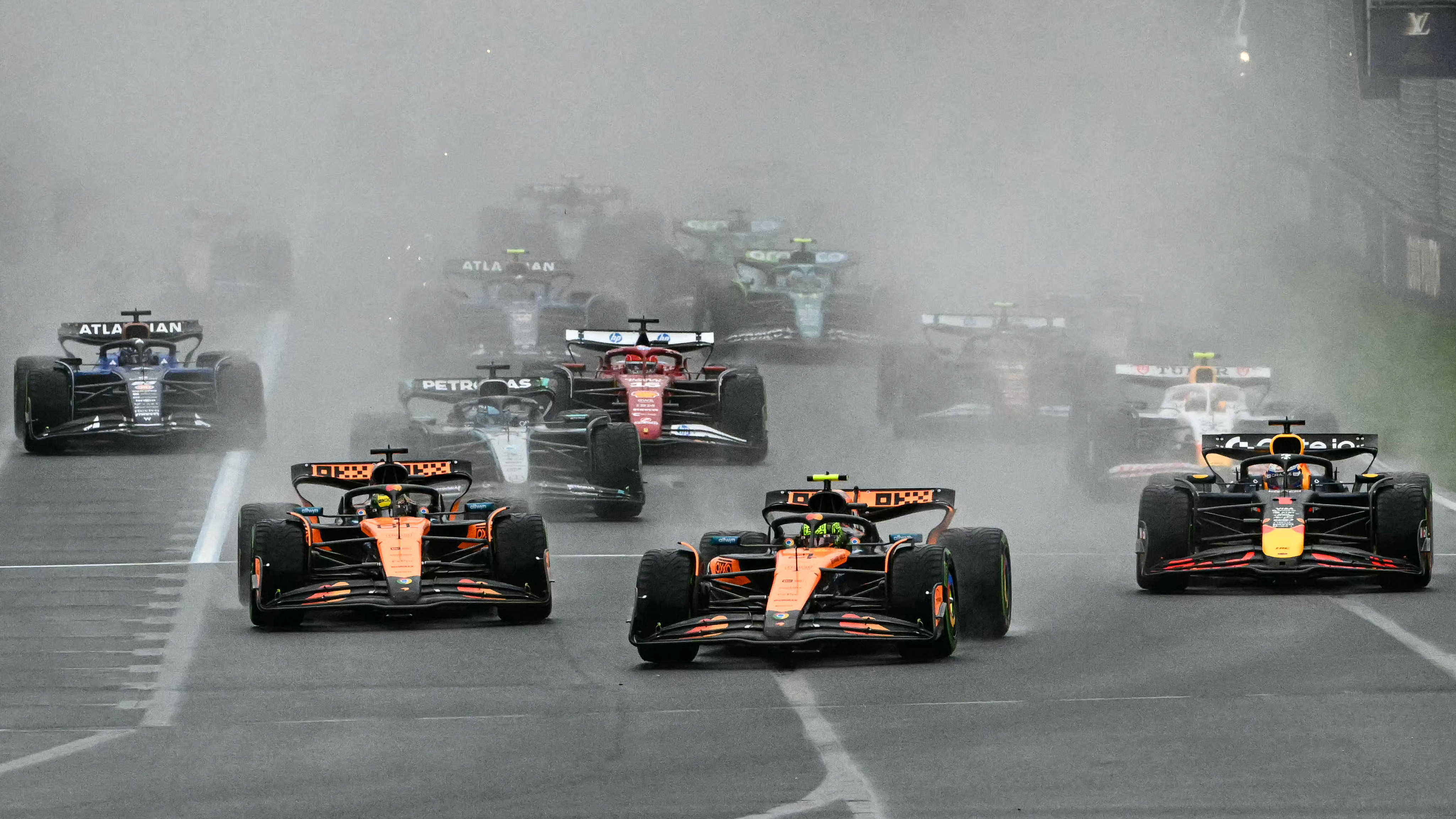 australian grand prix race start.jpg
