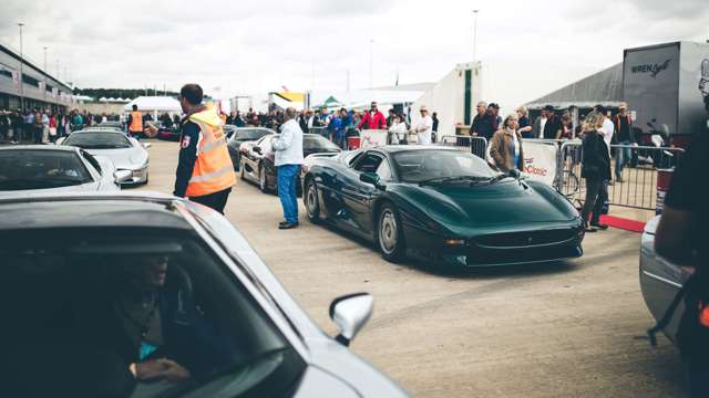 goodwood_silverstone_classic_jaguar_xj220_30072017_6685.jpg