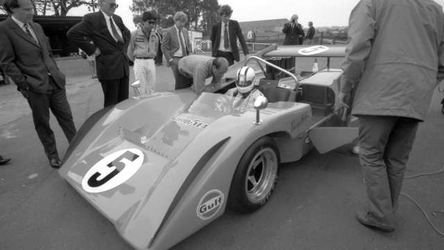 bruce_mclaren_memorial_02062017_03.jpg