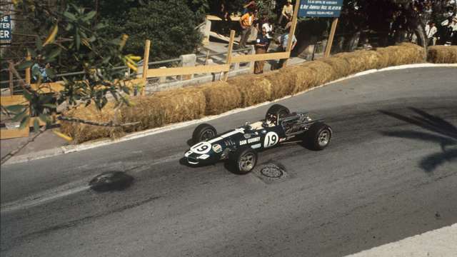 dan_gurney_goodwood_02_15011805.jpg