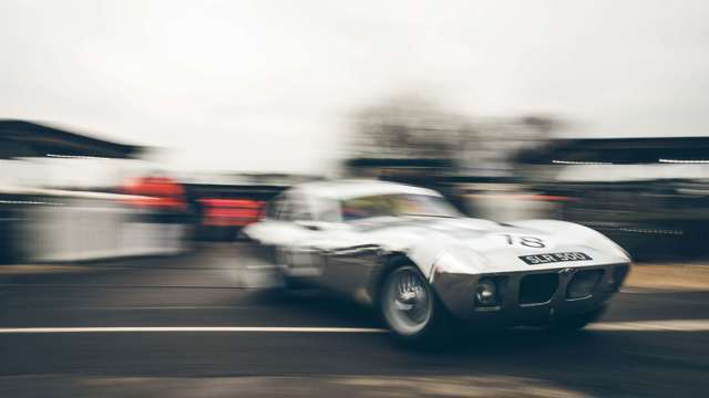 morgan_slr_goodwood_76mm_30041803.jpg