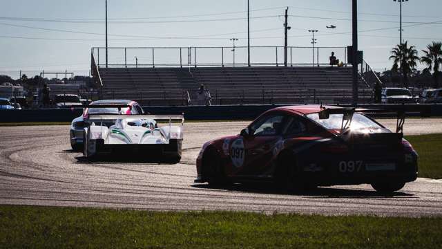 daytona_classic_24_hsr_modern_sportscar_practice_thursday_181108_9809111844.jpg