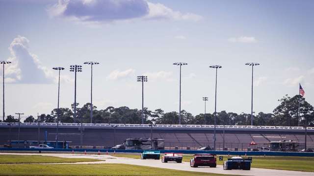 group_c_hsr_classic_daytona_24_thursday_practice_181108_0608111806.jpg