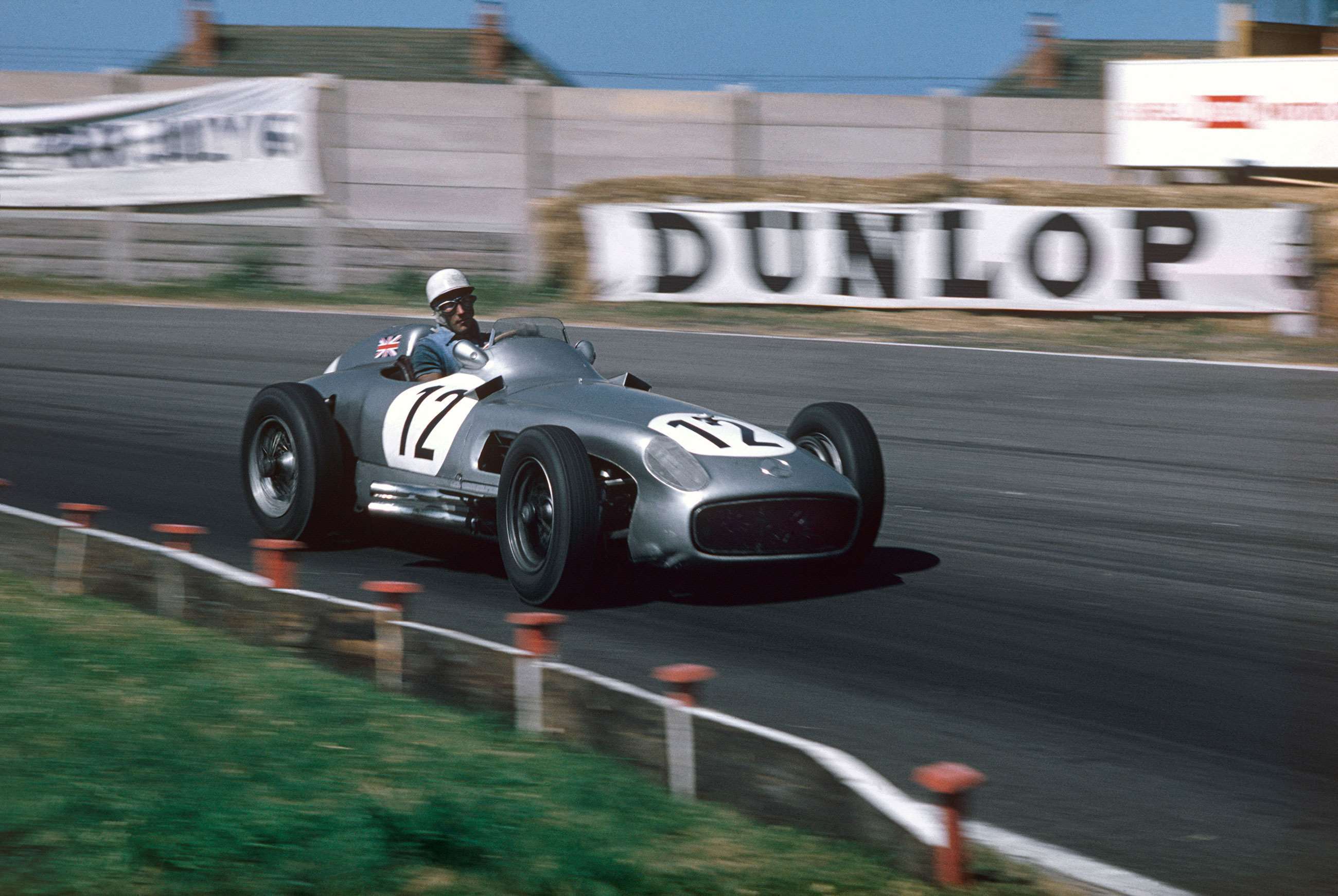 f1-1955-aintree-uk-stirling-moss-mercedes-w196-mi-goodwood-29102020.jpg